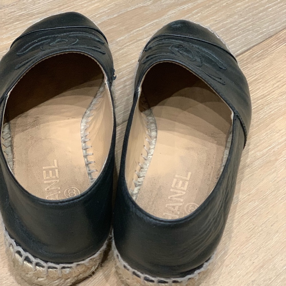 CHANEL Black Leather Espadrille Flats - Picture 2 of 5